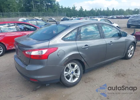 2014 Ford Focus Se z USA, uszkodzony, nr VIN 1FADP3F29EL151812